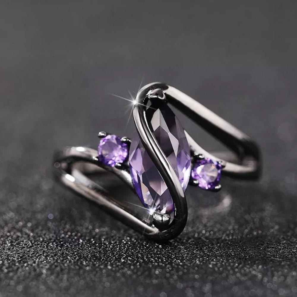 🎀18k Black Gold Amethyst Ring - Picture 5 of 12